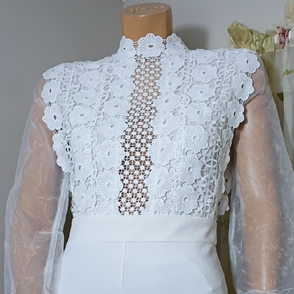 Kaylee  Collection White Lace Bodysuit with Sheer Sleeves‎ - Picture 2 of 8
